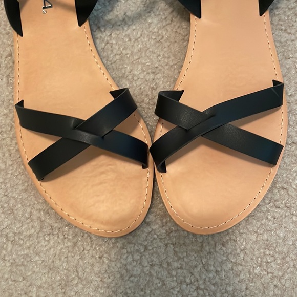 SODA black sandals - Picture 4 of 4